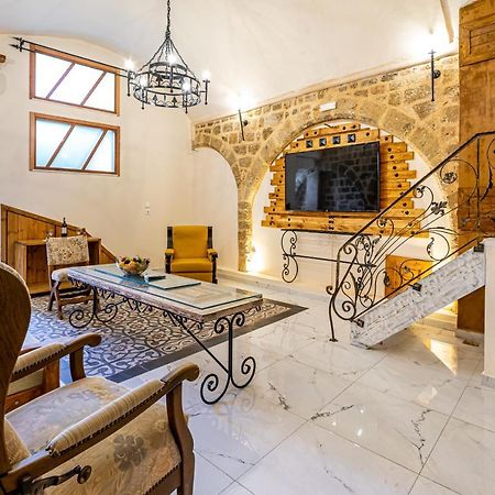 Cava D"Oro Suites Rhodes City エクステリア 写真