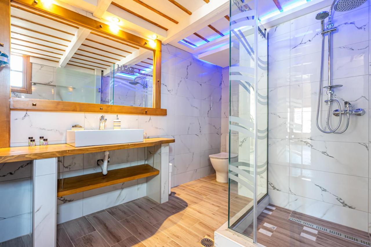 Cava D"Oro Suites Rhodes City エクステリア 写真