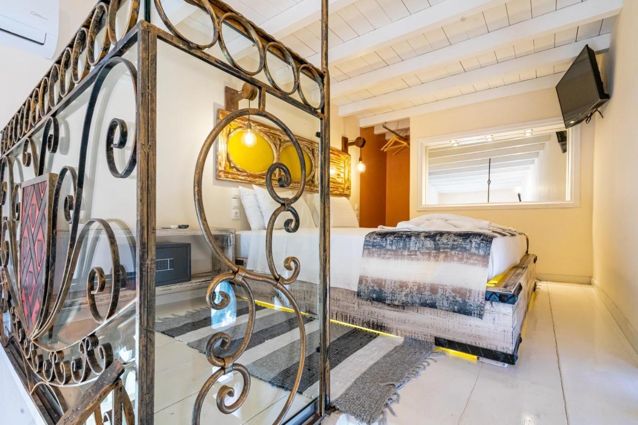 Cava D"Oro Suites Rhodes City エクステリア 写真