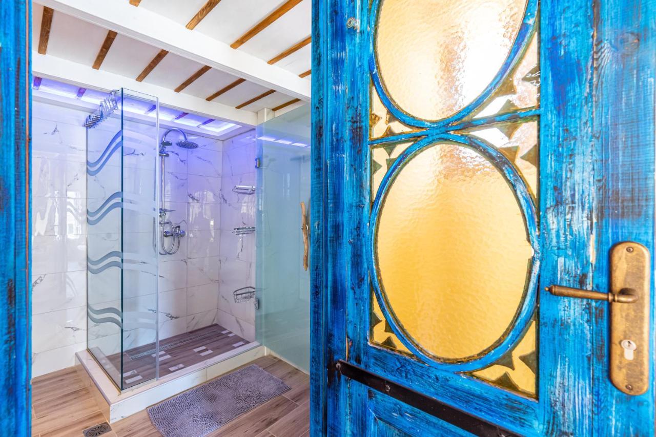 Cava D"Oro Suites Rhodes City エクステリア 写真