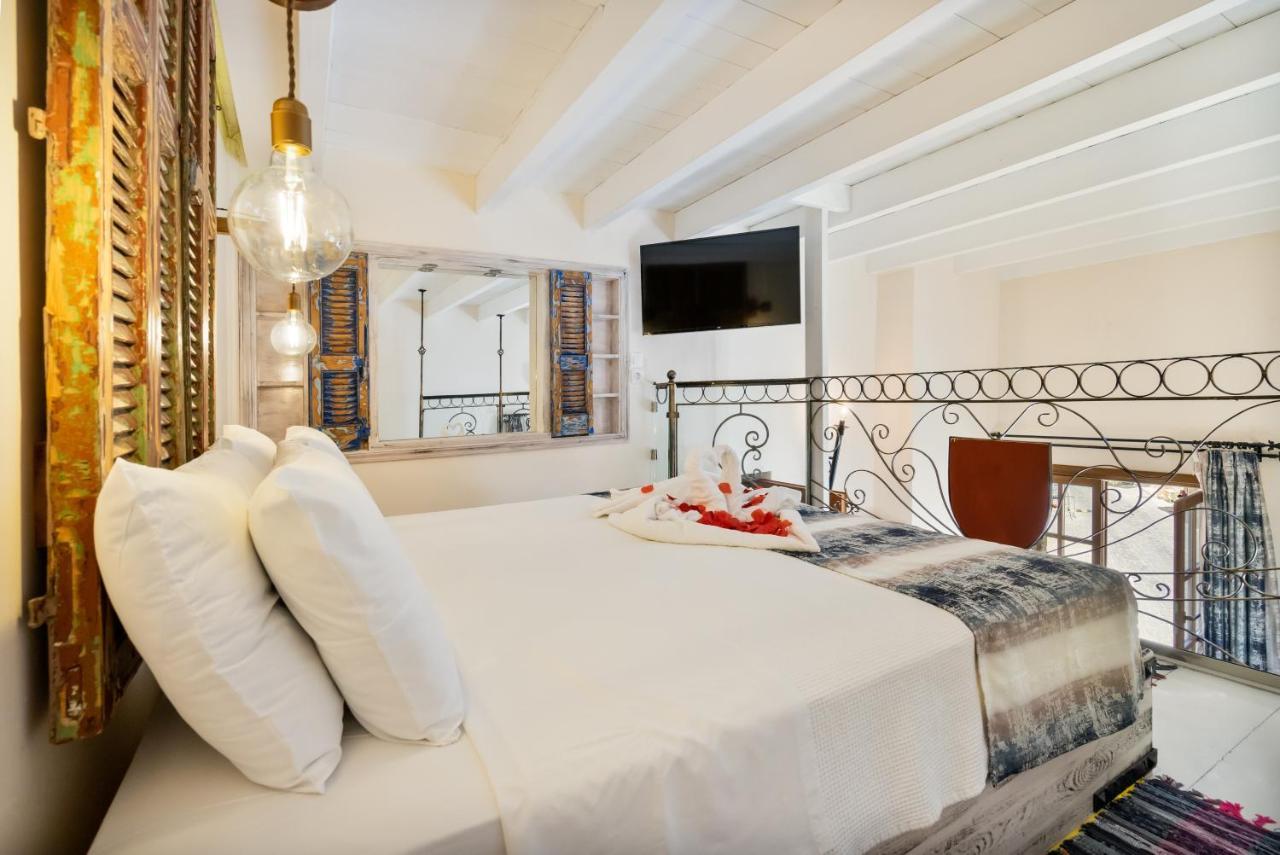 Cava D"Oro Suites Rhodes City エクステリア 写真