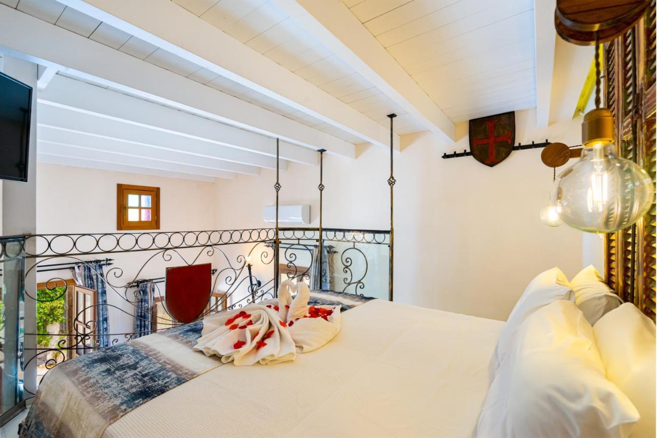 Cava D"Oro Suites Rhodes City エクステリア 写真
