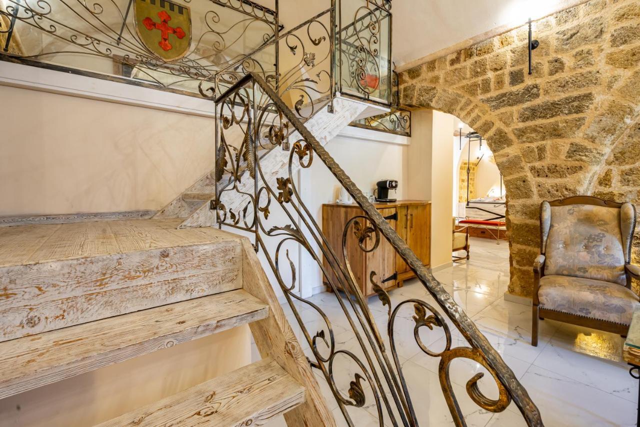 Cava D"Oro Suites Rhodes City エクステリア 写真